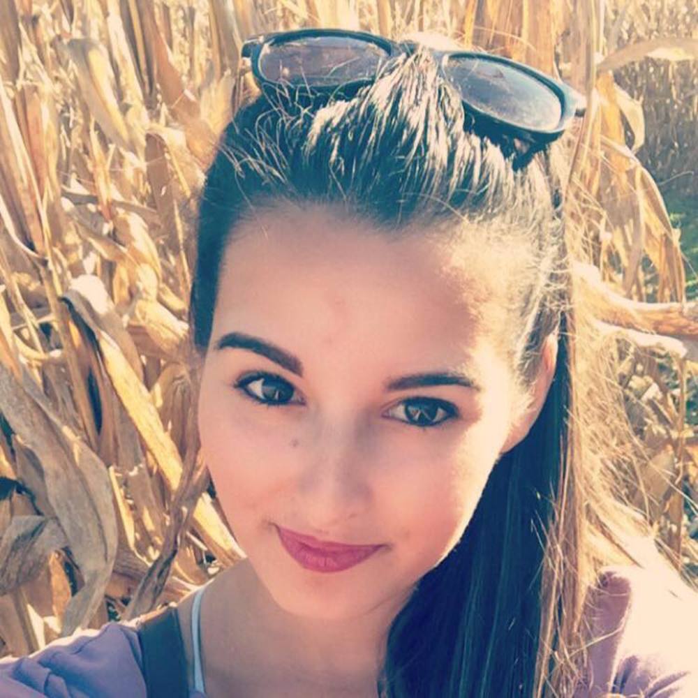 Meet your Posher, Amanda